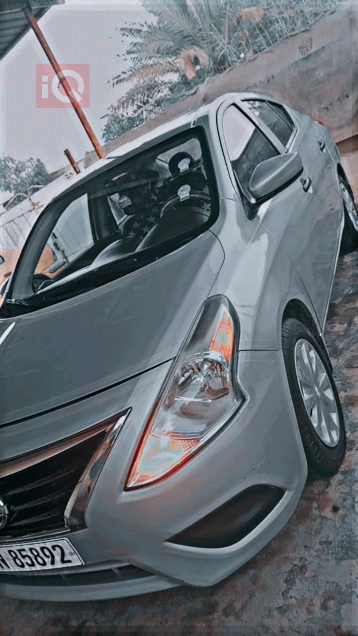 Nissan Versa